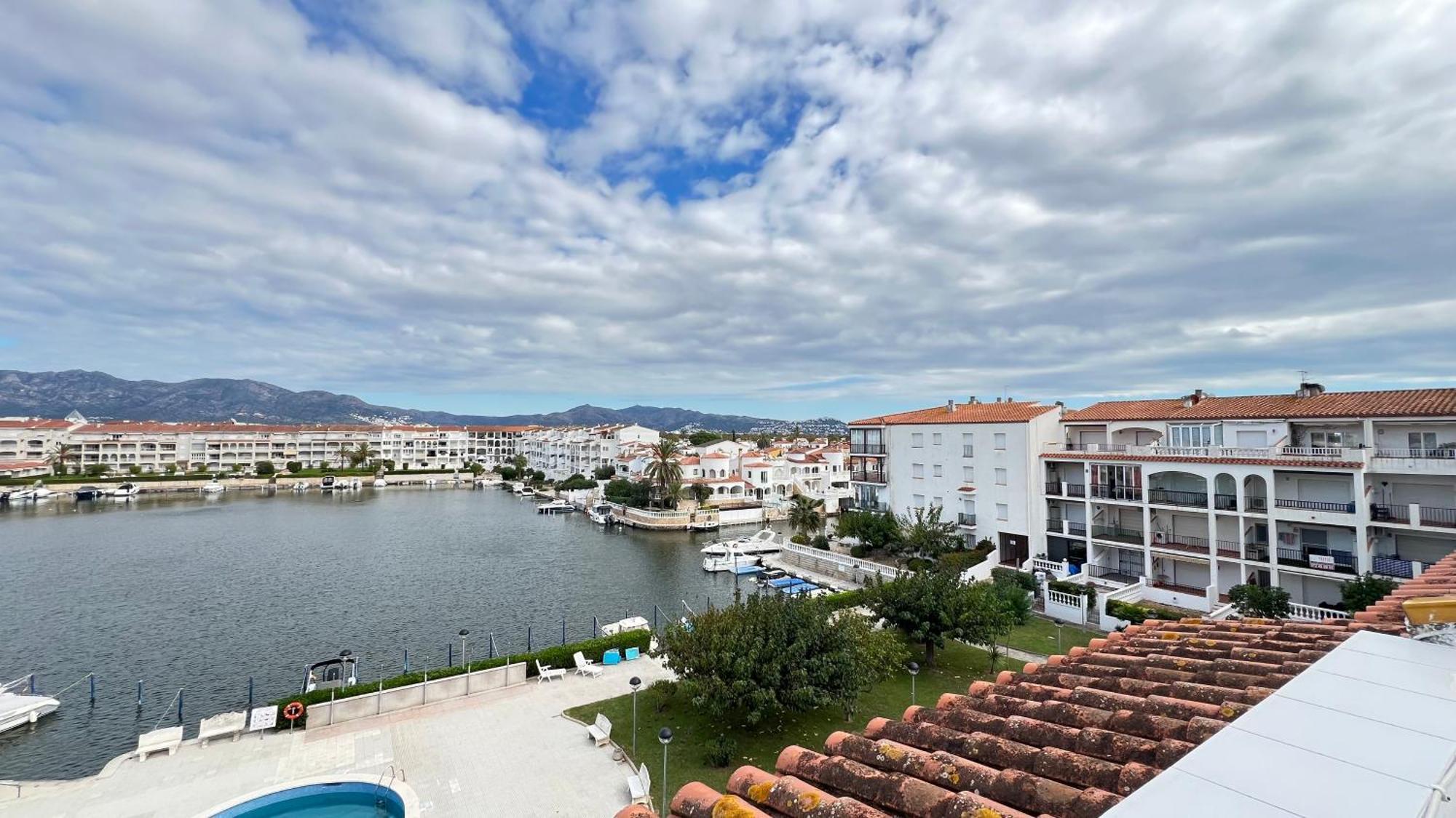Apartamento Gran Lago Con Vistas Al Canal Empuriabrava Buitenkant foto